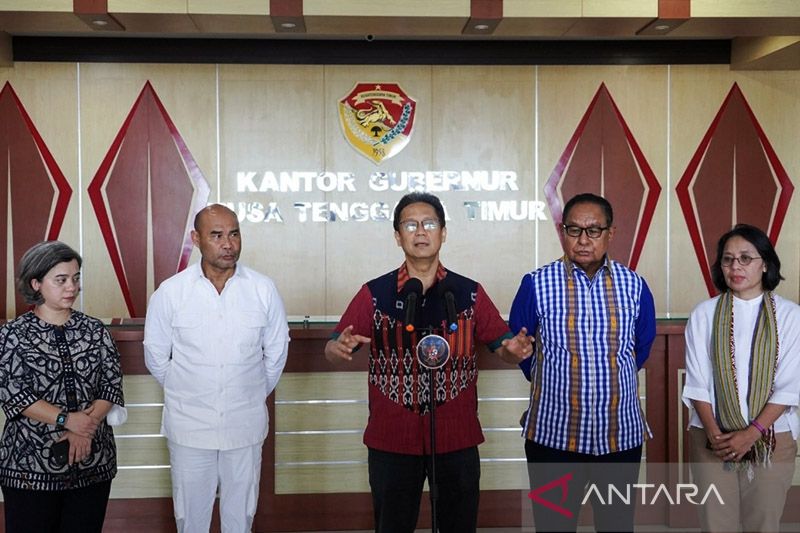 Minister Budi probeert werkzaamheid van Moringa uit Indonesië om geaccepteerd te worden door de wereldgemeenschap